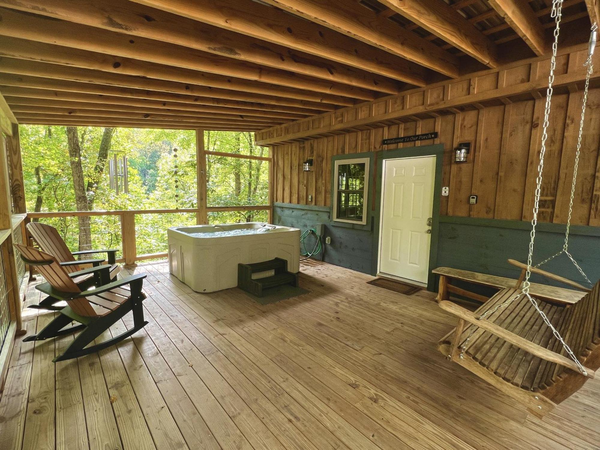 Bigfoots Hideaway Cabin Gatlinburg Exterior photo
